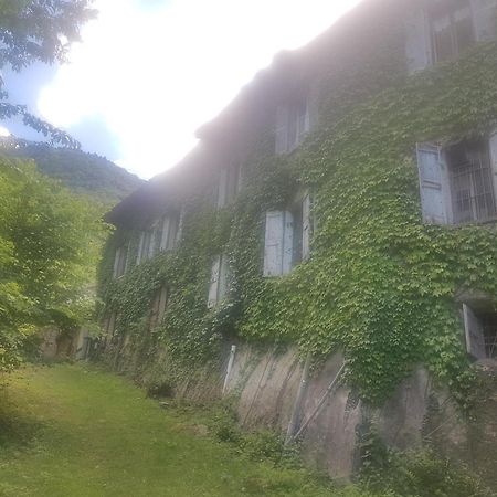 La Stanza Del Bosco Lägenhet Arcumeggia Exteriör bild
